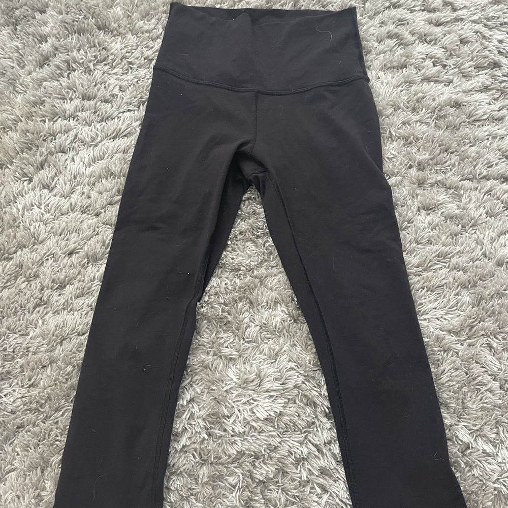 Lululemon - Cropped Black Leggings - Size 2
